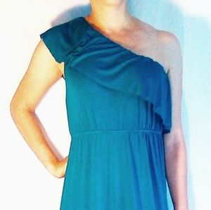 👗 Forever 21 One Shoulder Dress👗